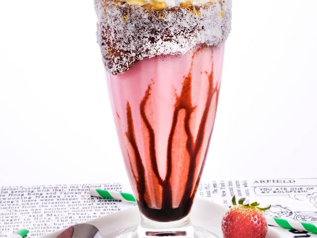 Tem Foto Nova Studio de Sobremesas 