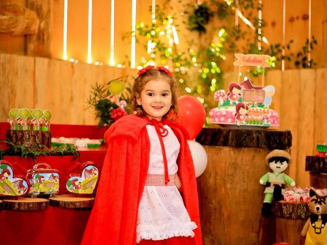 ANIVERSÁRIOS de Valentina Nilza | 4 Anos