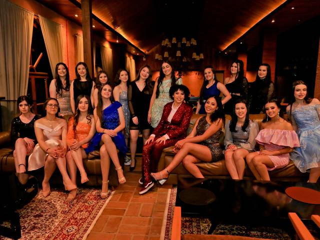 FESTAS de Jantar Pré-Baile de Debutantes Clube Astréa 2022