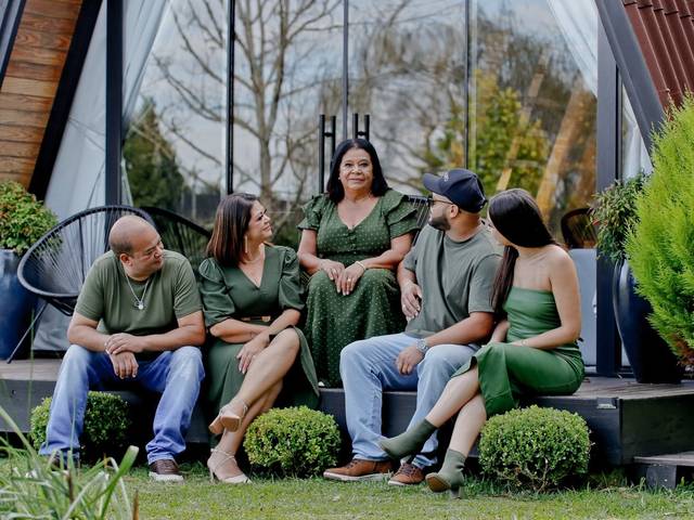 Sessão Fotográfica de SESSÃO DIA DAS MÃES 2024