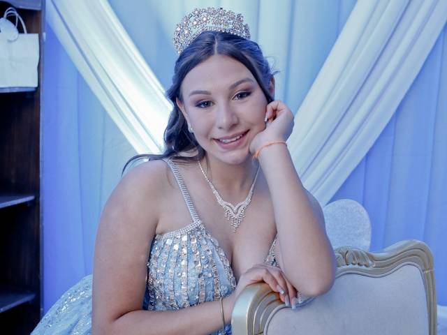 ANIVERSÁRIOS de ALESSANDRA 15 ANOS