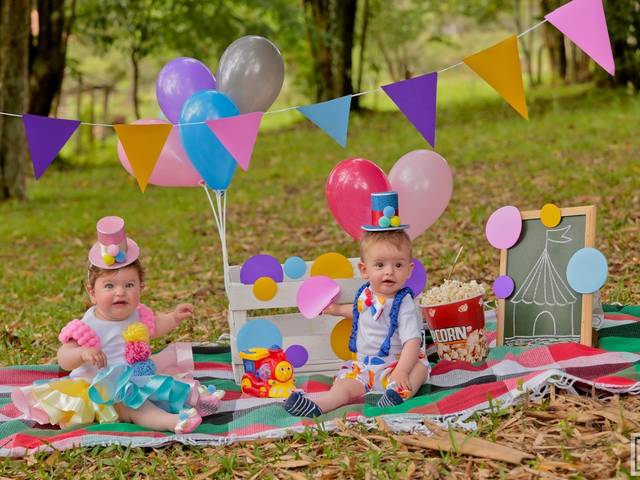 CRIANÇAS de ALYCE E ARTHUR | 1 ANO