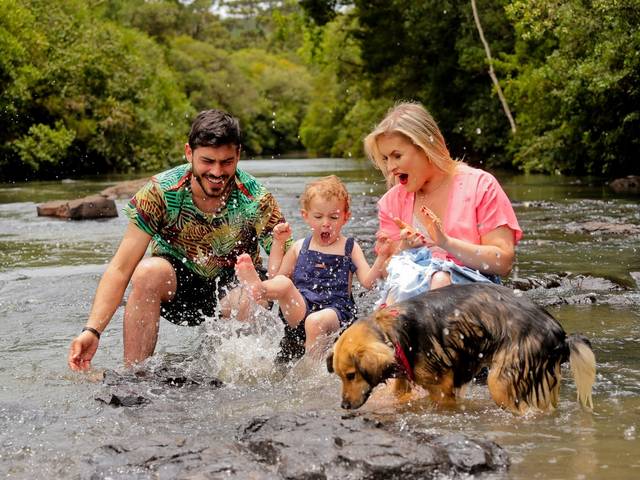 Sessão Fotográfica de Tati+Maicol+Valentim | Sessão Família