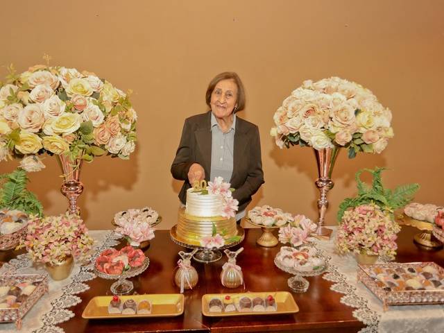 ANIVERSÁRIOS de Cecília 80 Anos