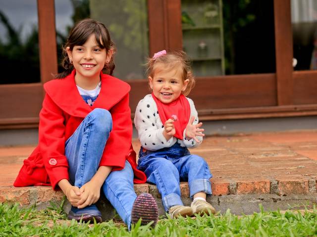 CRIANÇAS de Amanda e Natália