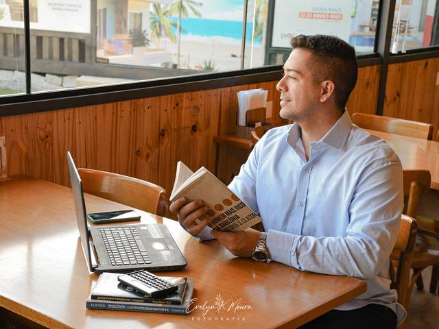 Ensaio Personal Branding de Ensaio Miguel Bernardo