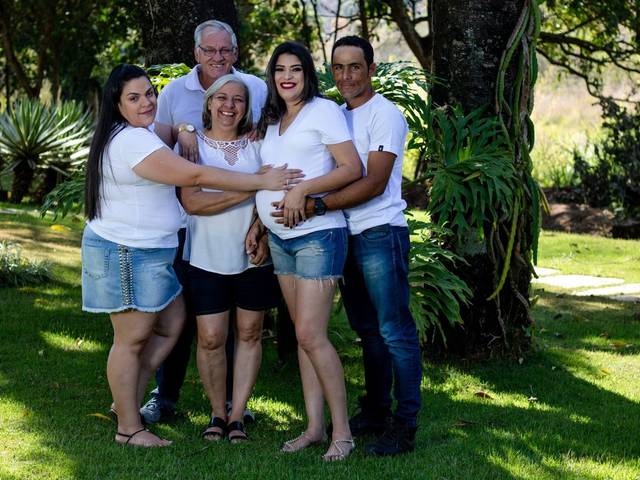 Gestantes de Maria Thereza e família