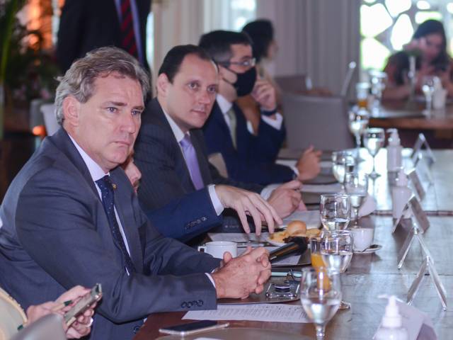 Corporativo de Frente Parlamentar da Bioeconomia