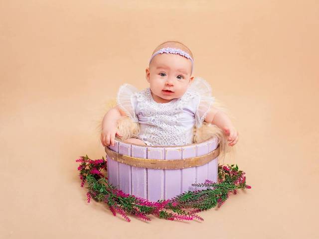 CRIANÇAS de Mensal de Meninas