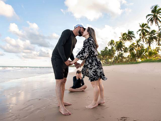 Ensaio em familia de Família em praia de Ipioca