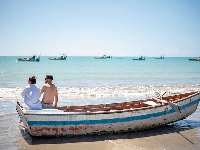 Gestante de Cassia gestante em praias de Maceió