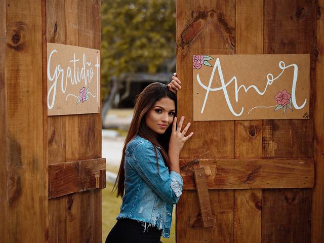 Ensaio Feminino de Ensaio com Barbara