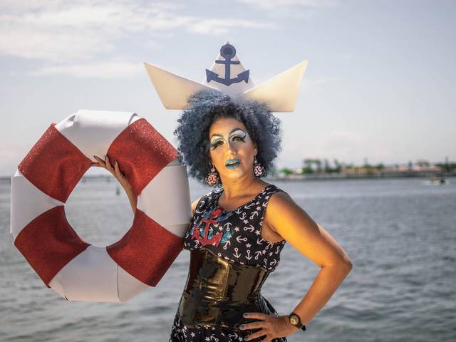 Ensaio Feminino de Leda Glicério