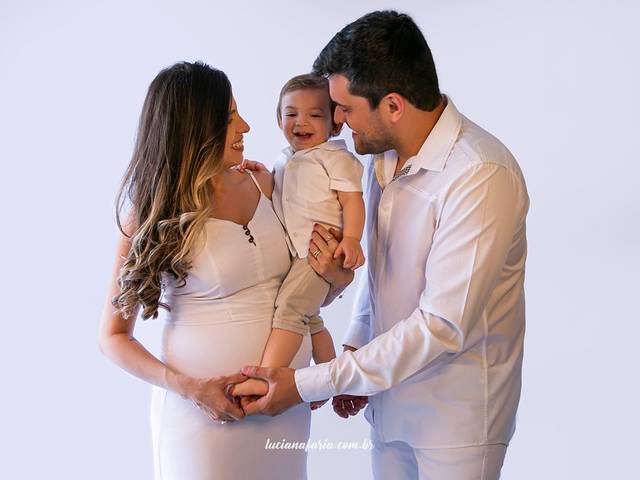 Gestante de Ensaio de gestante no estúdio | Esperando Ravi