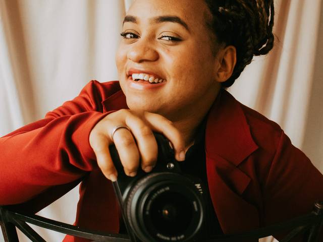 Profissional de Lays Oliveira - Fotografa