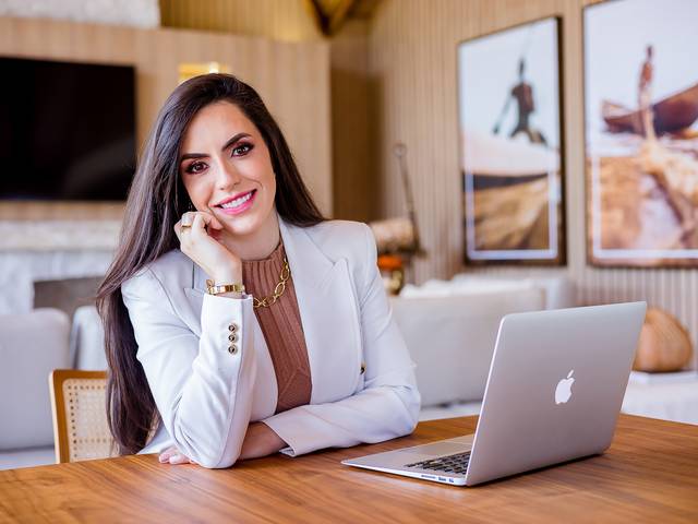 Perfil Profissional de Larissa Cezar