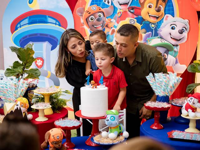 Aniversário Infantil de Pedro 1 ano | João 4 anos