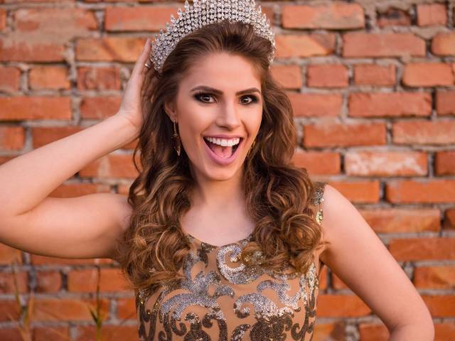 Sessão Fotográfica de Miss Paraná 2015 - Gabriela Gallas