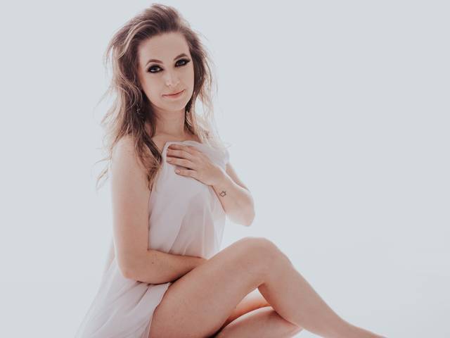 Sessão Fotográfica de Daniela Oening por Marlom de Sousa