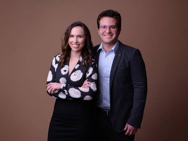 Publicidade de Dra. Renata Mueller e Dr. Júlio Kristochik