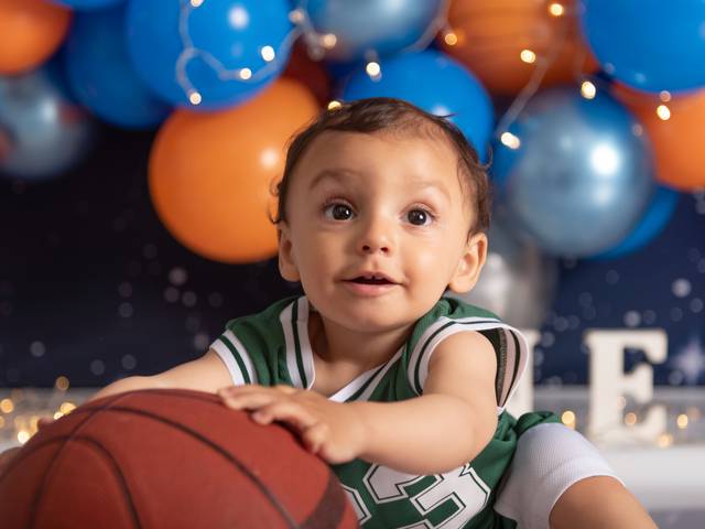 Smash the cake de Felippo - tema Space Jam