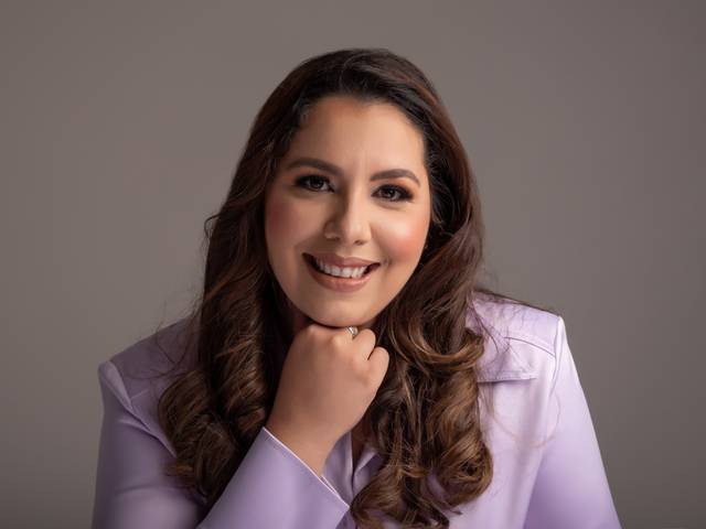 Ensaio Corporativo de Dra Raina Arrais