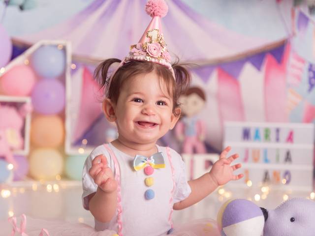 Smash the cake de Smash the cake Maria Julia - tema circo candy