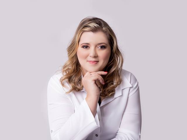 Ensaio Corporativo de Aline - AlisMundi Viagens