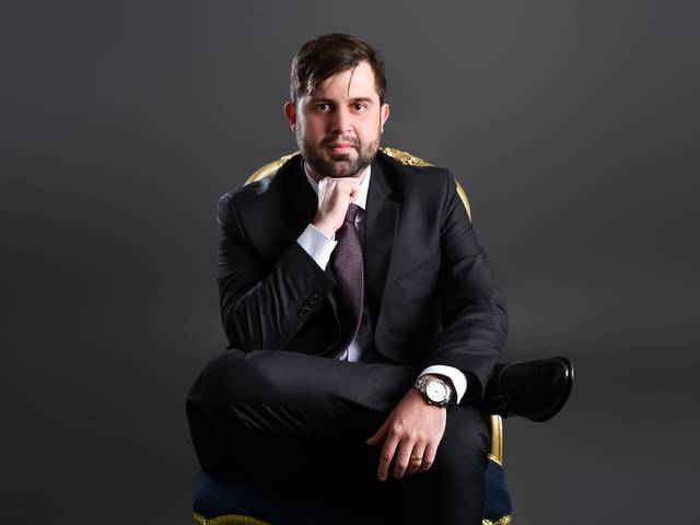 Ensaio Corporativo de David Caporali