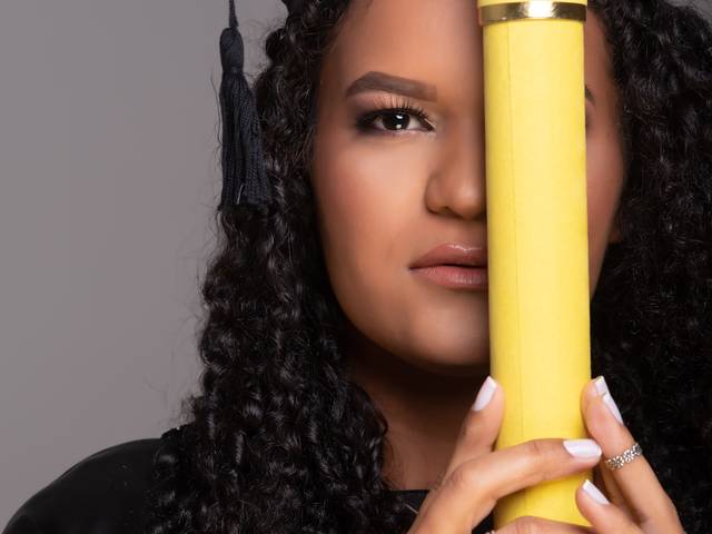 Ensaios Femininos de Elisama