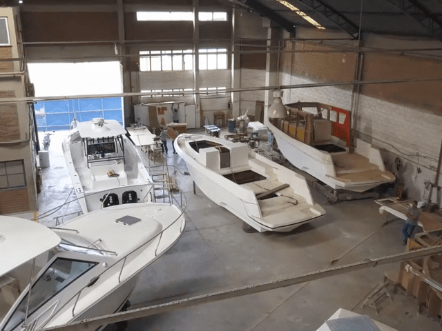 Corporativos de Carbrasmar - Barco GT33