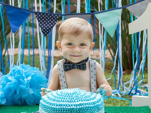 Acompanhamento de Heitor - Ensaio 1 ano - Smash the Cake