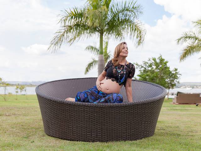 Gestante de Dani esperando Laura