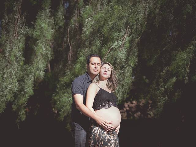 Gestante de Helen esperando Nicolas