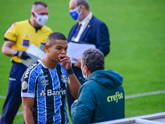 Futebol de Grêmio x Palmeiras Brasileirão 2020 Série A