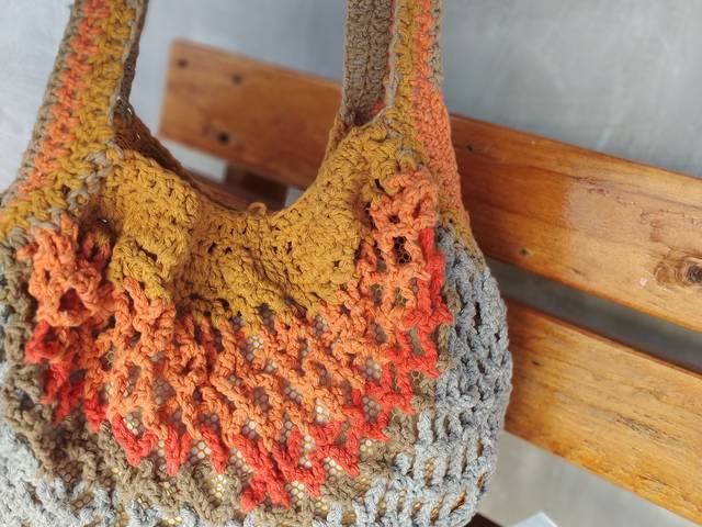 Artesanato de Bolsa de crochê