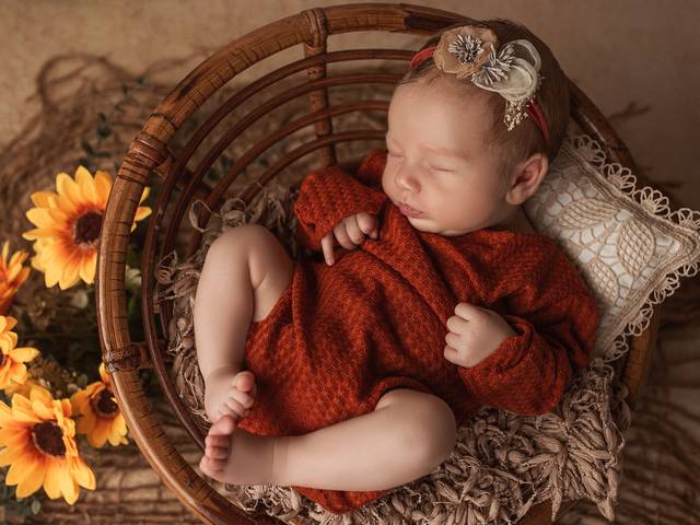 NEWBORN de NEWBORN GABRIELA