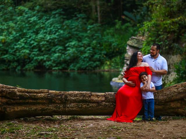 Gestante de À espera de Lívia Gabriela