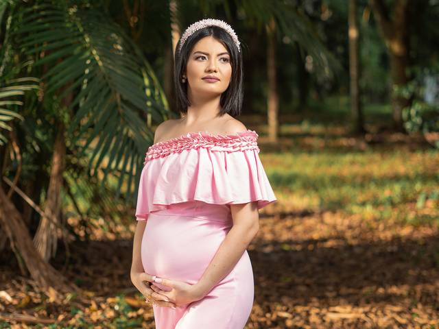 Gestante de Carol Merces