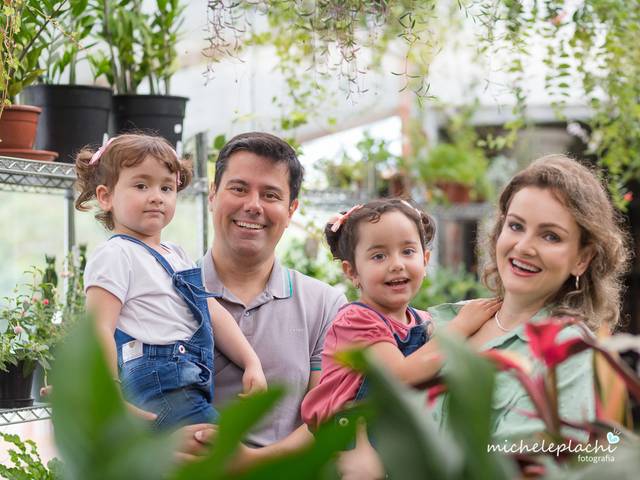 Família de Nicole e Thaís