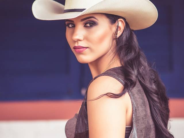 Ensaios de Alanna Andrade (3º Colocada, Rainha do Rodeio)