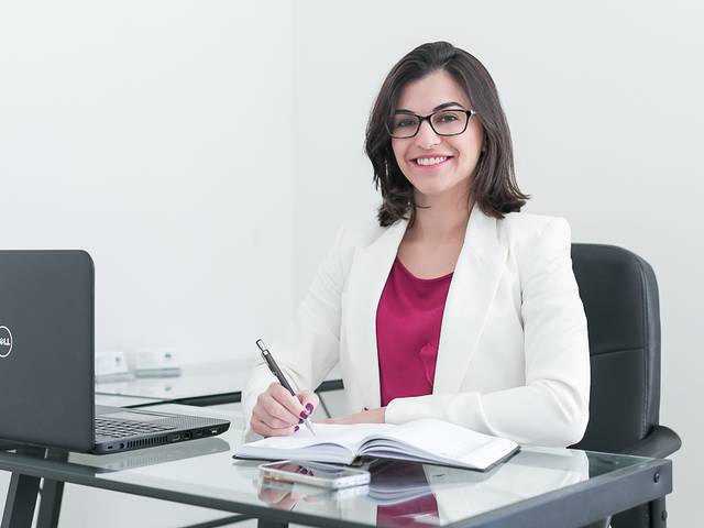 Perfil Profissional de Dra Carla Slomp