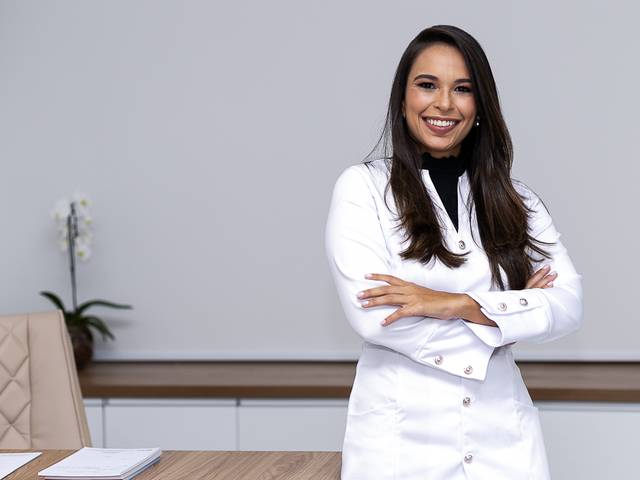 Perfil Profissional de Perfil - Dra Taís