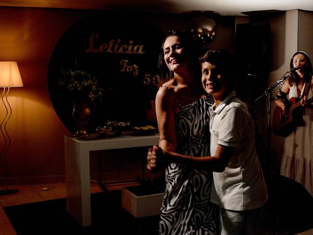 Conceitual de Aniversário de 50 anos Letícia Silveira