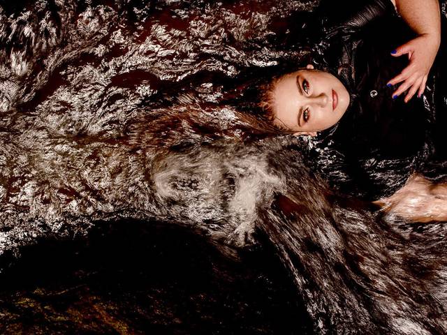 Conceitual de Ensaio fotográfico Mônica Favin