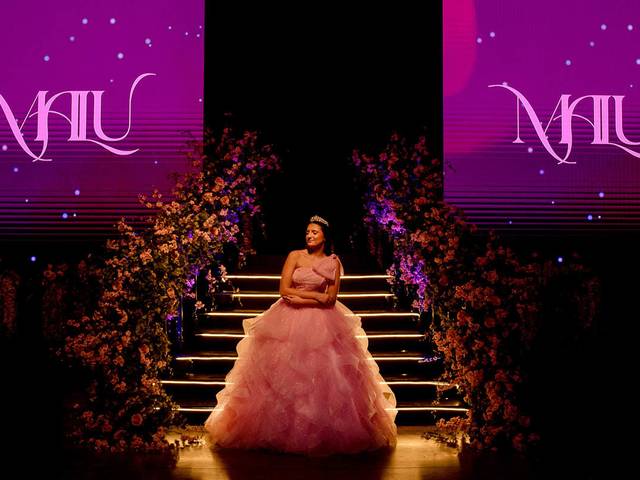 Aniversários de 15 anos Maria Luísa