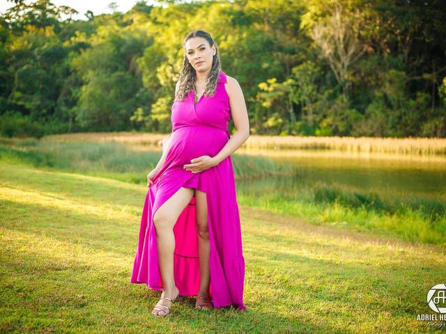 Gestante de Lorrany e Thiago