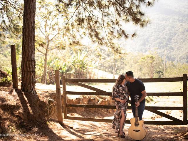 Gestante de À espera por Cecília