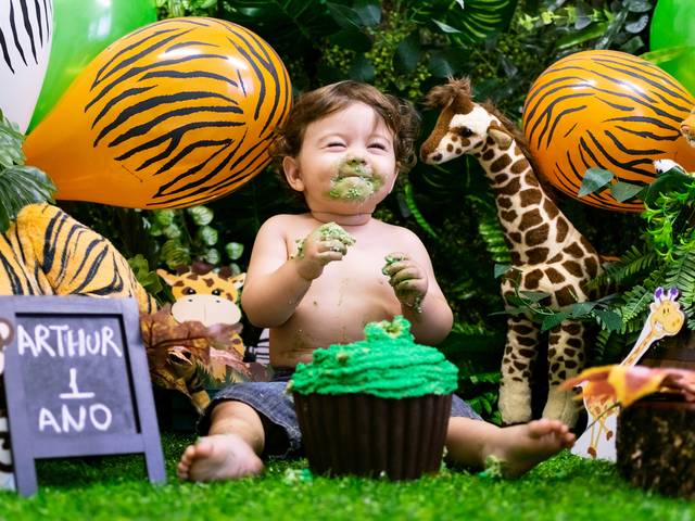 Smash The cake  de Ensaio Smash The Cake Safari do Arthur