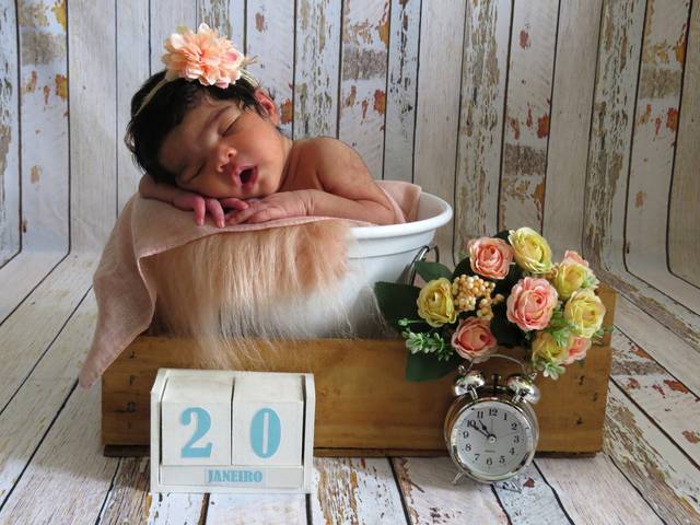 Newborn de Maria Cecília 8 dias.